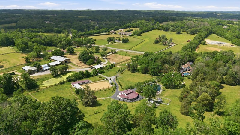 2455 Long Hollow Pike, Hendersonville, TN 37075