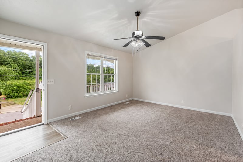 4041 Moss Rd, Antioch, TN 37013
