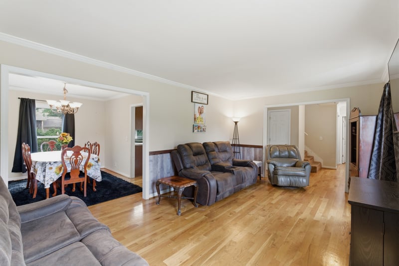 3744 Anderson Rd, Nashville, TN 37217