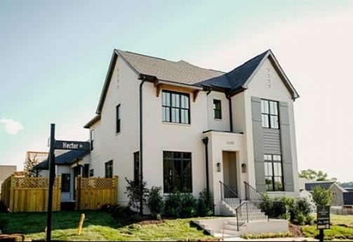 2037 Hector Dr, Thompsons Station, TN 37179