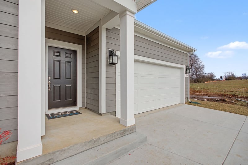 324 Black Bear Dr, Mount Pleasant, TN 38474