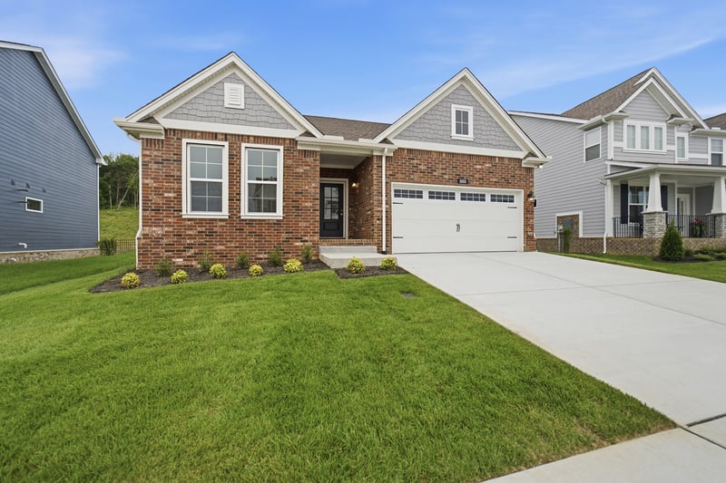 888 Joe Miller Dr, Hendersonville, TN 37075