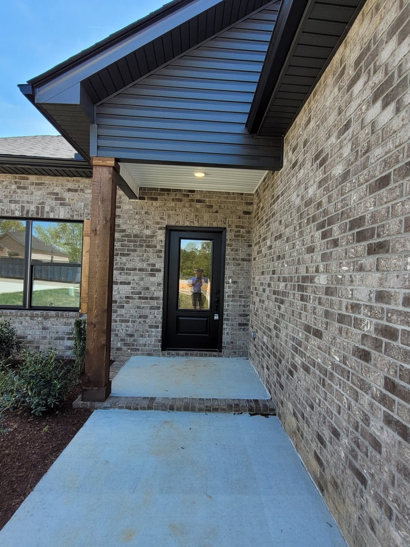 205 Sandalwood Way, Dickson, TN 37055