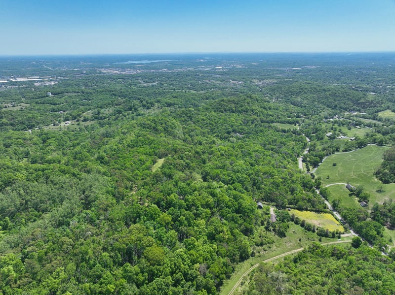 18 Dry Creek Rd, Goodlettsville, TN 37072