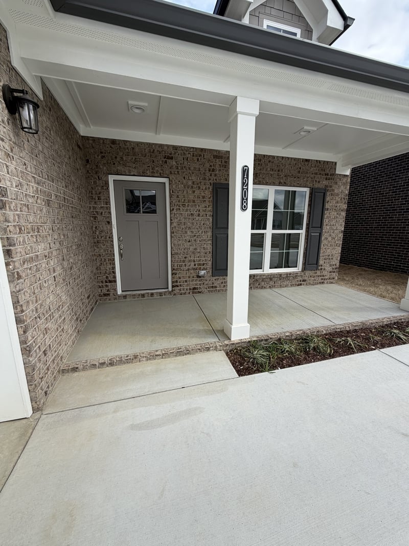 7208 Maddenwood Ln, Hermitage, TN 37076