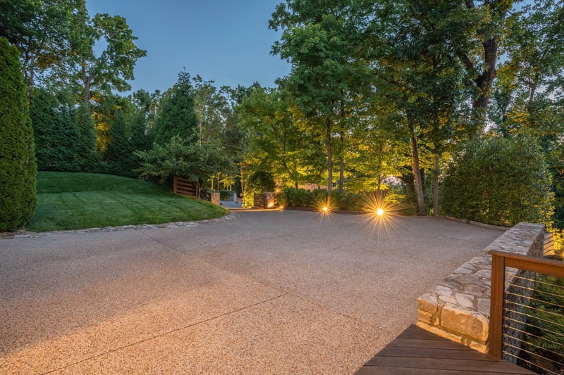 1819 Laurel Ridge Dr, Nashville, TN 37215