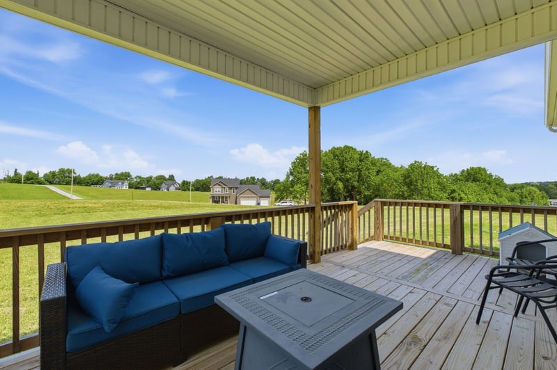 4732 Rock House Rd, Portland, TN 37148