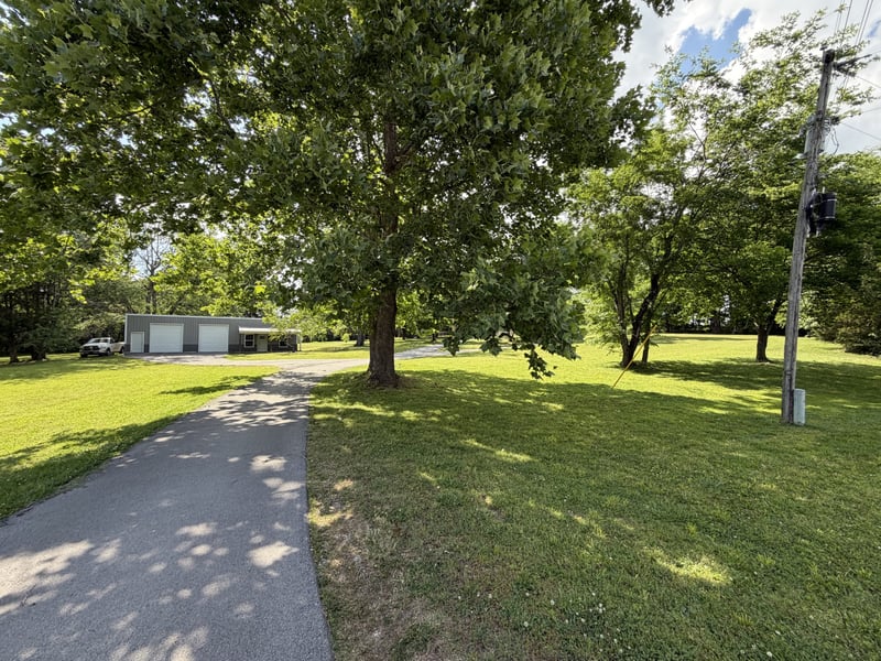 229 Fairview Rd, Dickson, TN 37055