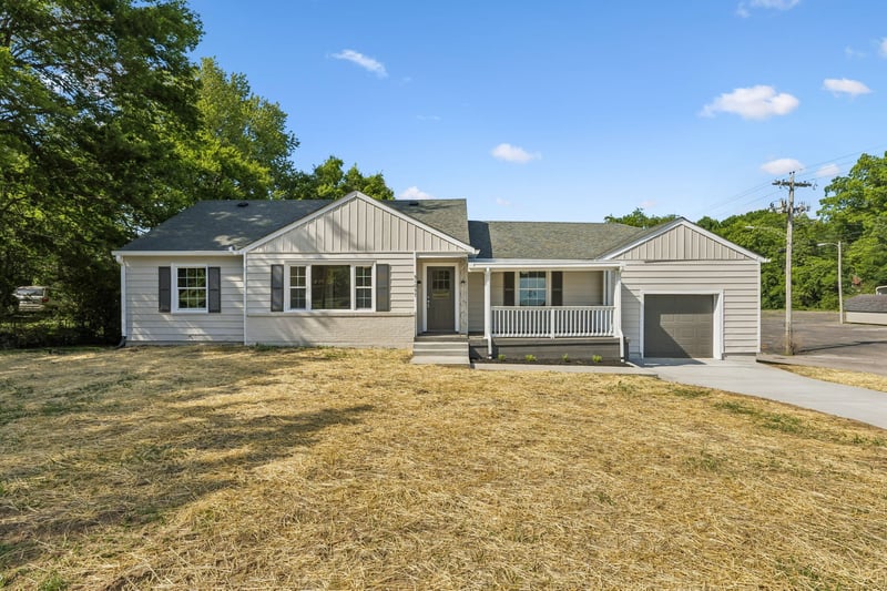 1057 Mapleash Ave, Columbia, TN 38401