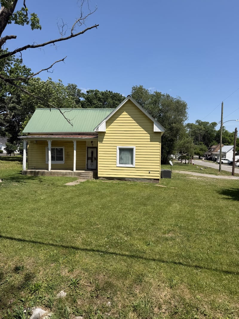 1508 S Main St, Springfield, TN 37172