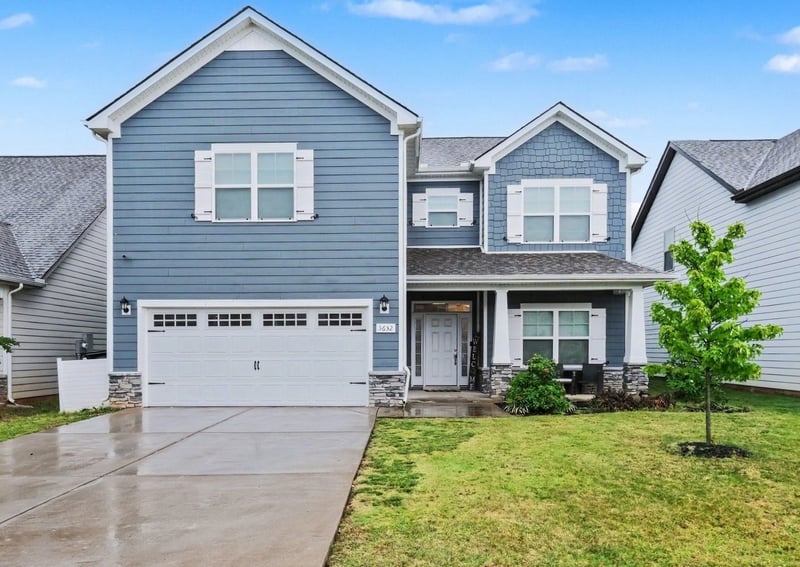 3652 Stormy Ln, Rockvale, TN 37153