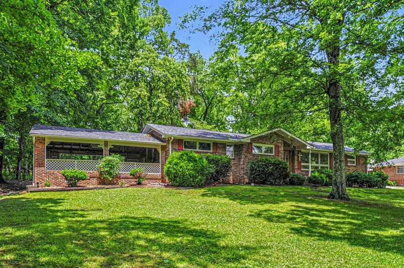 695 Overlook Dr, Mount Juliet, TN 37122