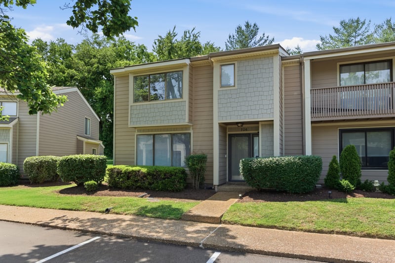706 Barlin Ct, Nashville, TN 37221