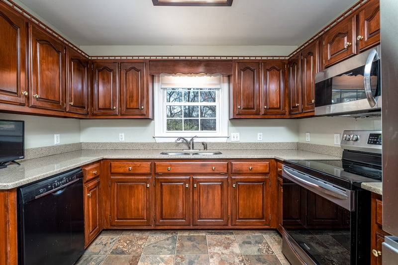 6521 Breckenridge Cv, Columbia, TN 38401