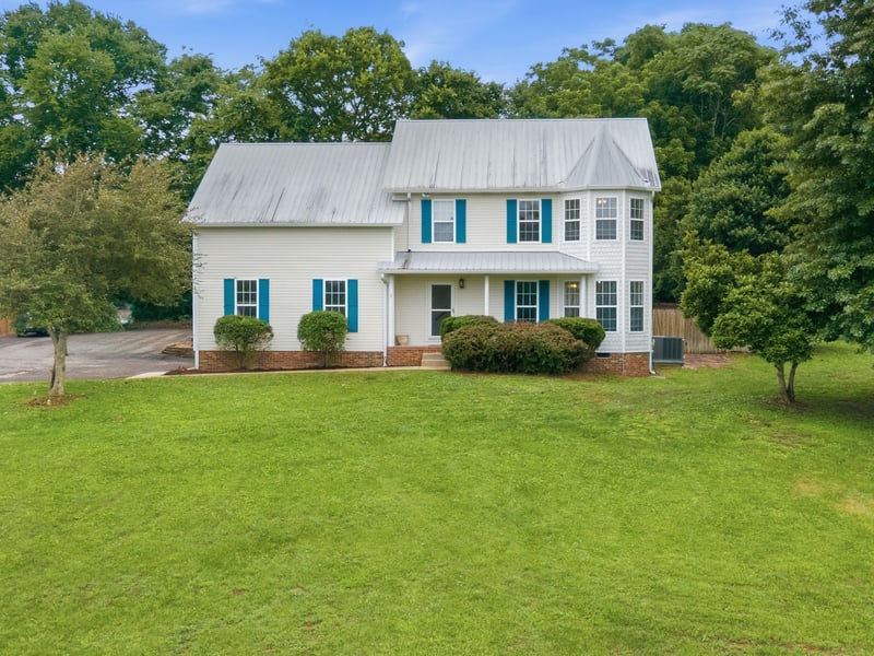 615 Vaughans Gap Rd, Spring Hill, TN 37174