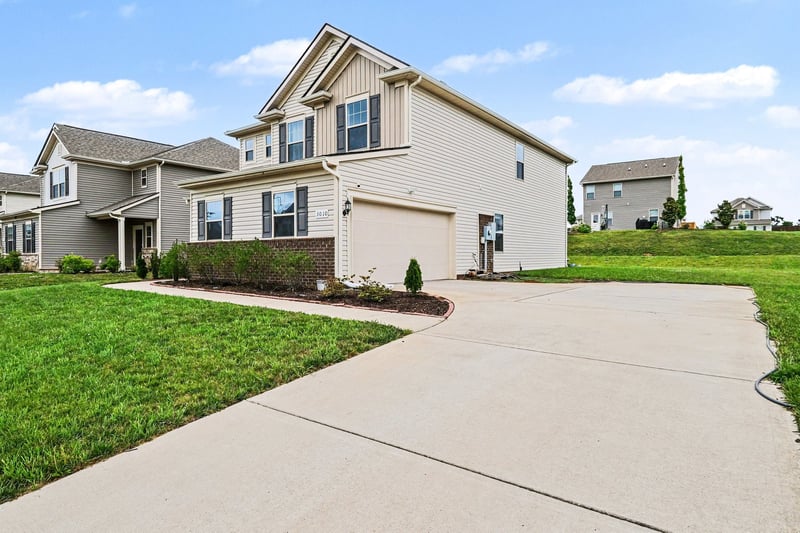 3010 Posada Ct, Spring Hill, TN 37174