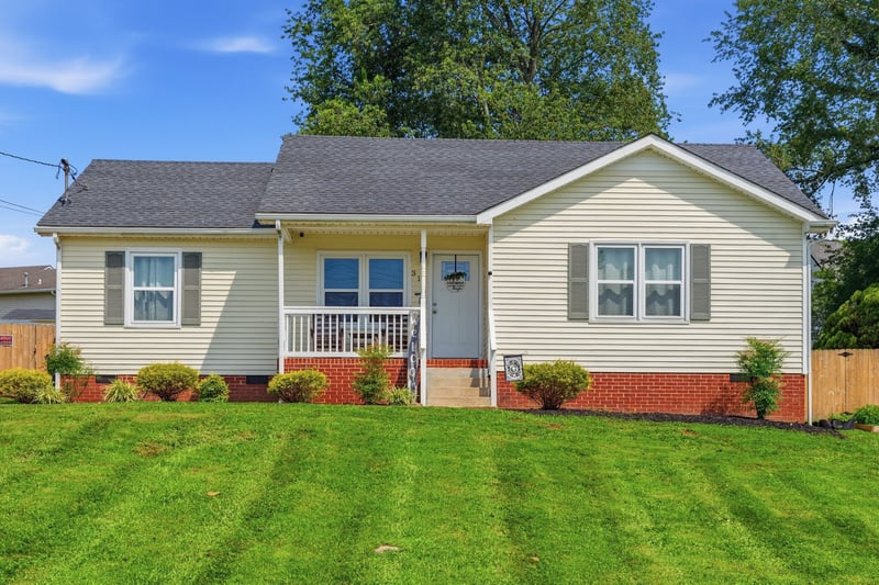314 Malibu Canyon Dr, Columbia, TN 38401