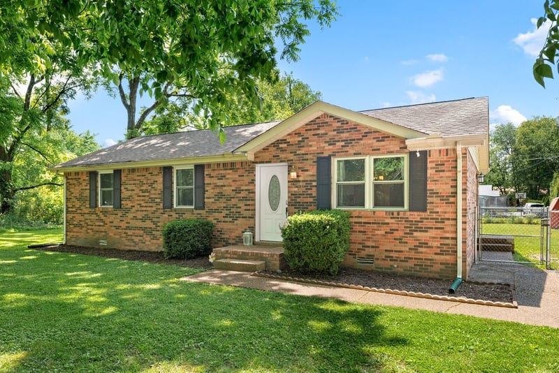 1223 Main St, Pleasant View, TN 37146