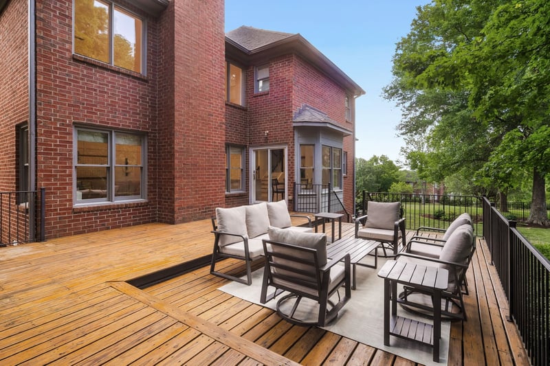 9457 Foothills Dr, Brentwood, TN 37027