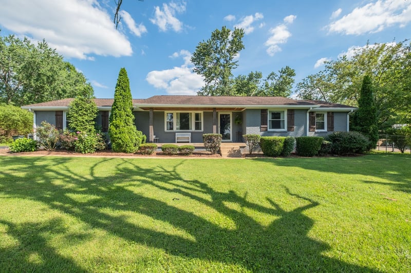 112 Crosby Dr, Hendersonville, TN 37075