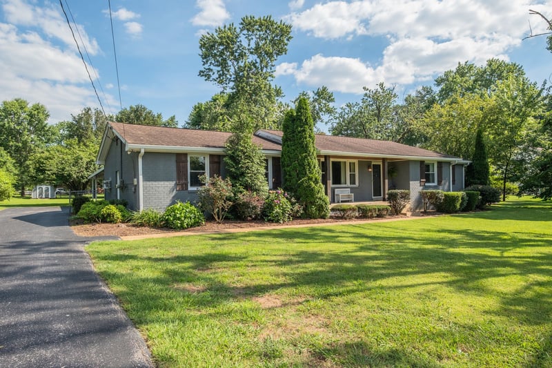 112 Crosby Dr, Hendersonville, TN 37075