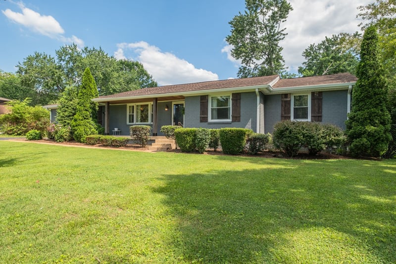 112 Crosby Dr, Hendersonville, TN 37075