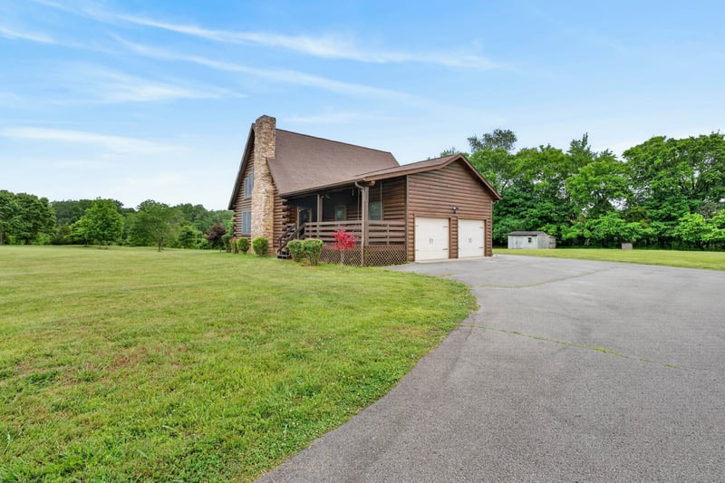1234 Floyd Hudgens Rd, Ashland City, TN 37015