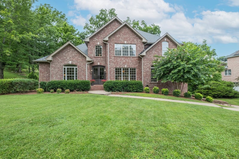 127 Country Hills Dr, Hendersonville, TN 37075