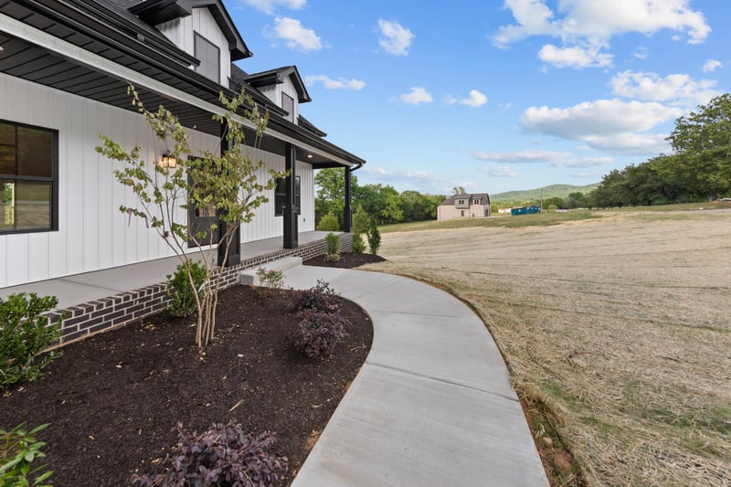 16 Paradise Hills Ln, Lebanon, TN 37090