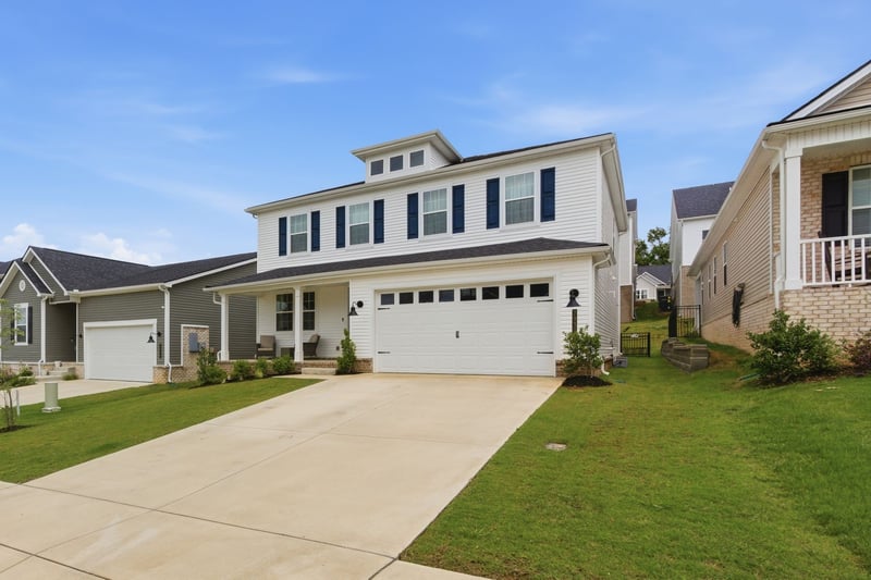 2930 Windstone Trl, Columbia, TN 38401