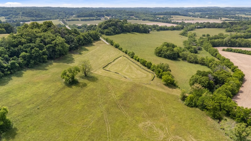 1924 Thompson Station Rd, Thompsons Station, TN 37179