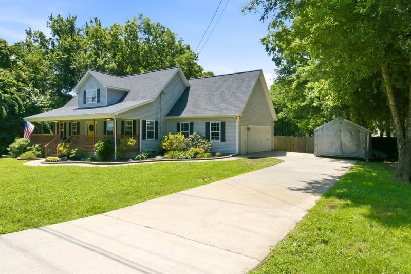 1941 Thompson Rd, Murfreesboro, TN 37128