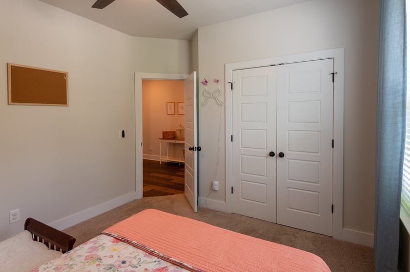 241 Griffin Ln, Gallatin, TN 37066