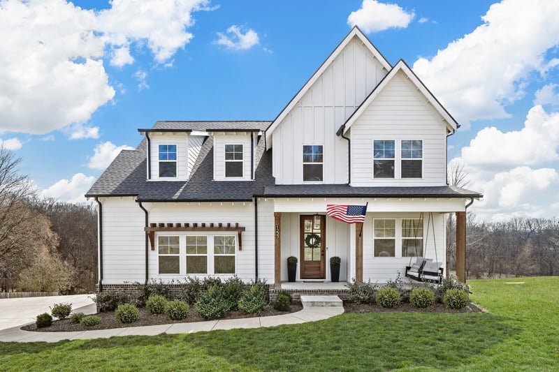 1233 Hartsfield Dr, Columbia, TN 38401