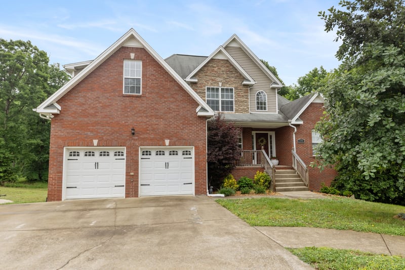 379 Misty Dr, Pleasant View, TN 37146