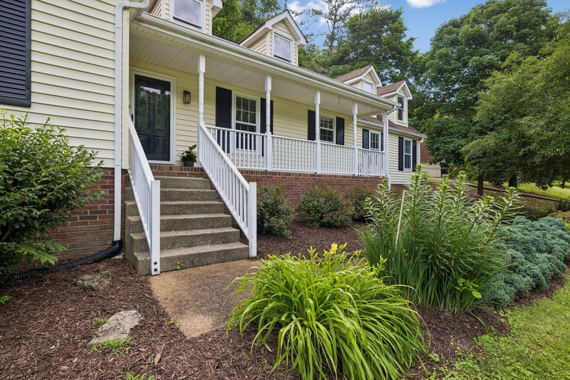 1119 Deer Lake Rd, Franklin, TN 37069