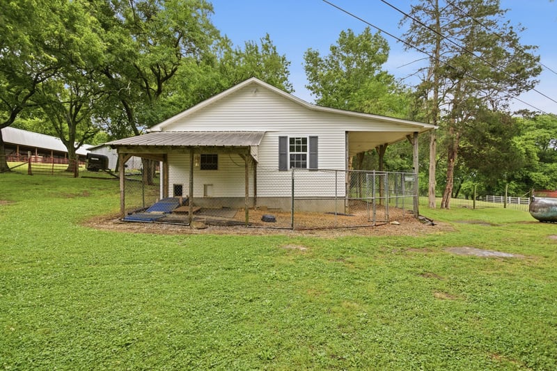 6222 Cayce Ln, Columbia, TN 38401
