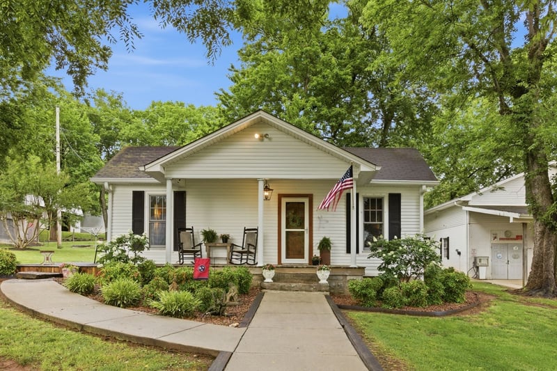 6222 Cayce Ln, Columbia, TN 38401