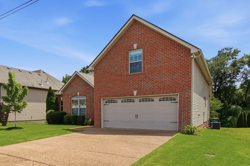 7024 Nickalus Way, Spring Hill, TN 37174