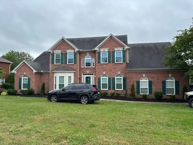 2010 Brunswick Dr, Lebanon, TN 37087