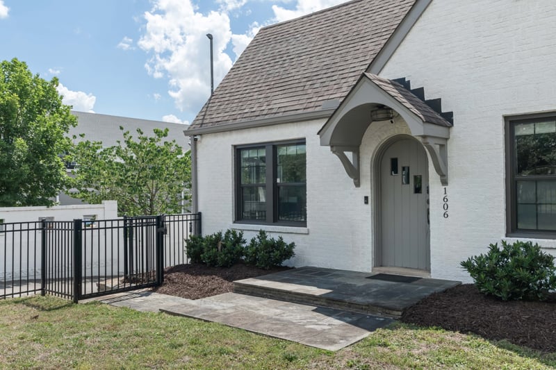 1606 Riverside Dr, Nashville, TN 37216