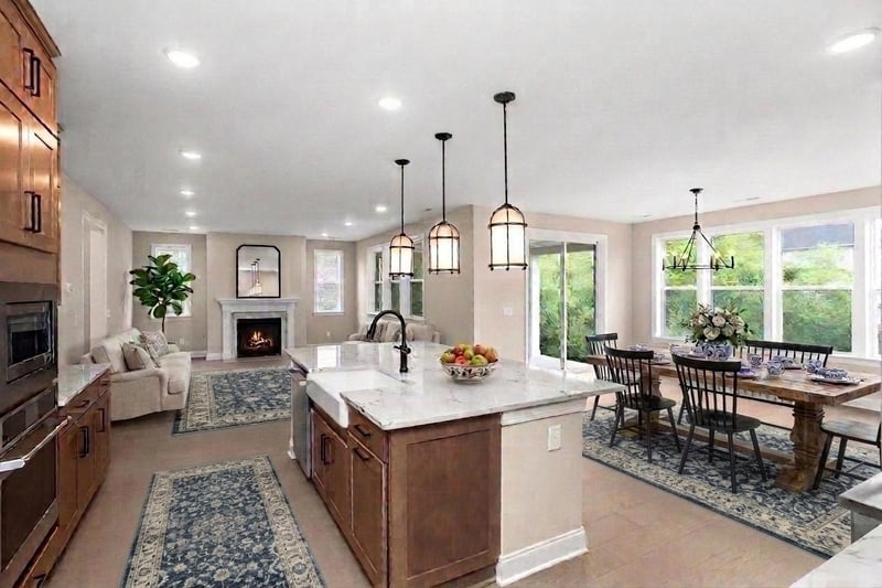 6006 Painted Skies Dr, Spring Hill, TN 37174