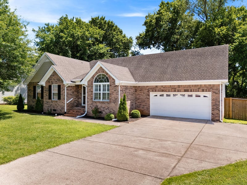 367 Meigs Dr, Murfreesboro, TN 37128