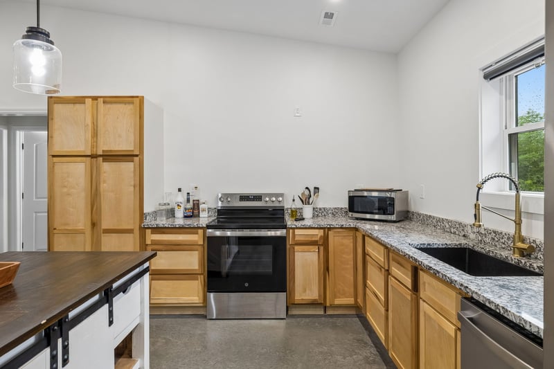 1183 Saddle Tree Rd, Ashland City, TN 37015