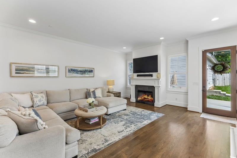 916 Montrose Ave #A, Nashville, TN 37204