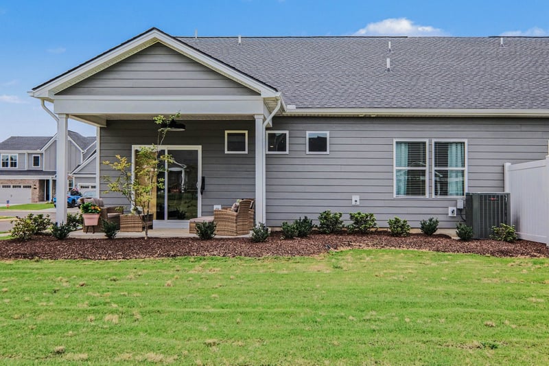 2406 Audubon Ln, Murfreesboro, TN 37128