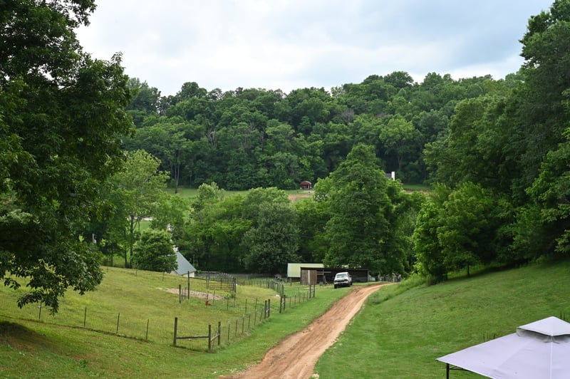 2650 Haywood Hollow Rd, Columbia, TN 38401