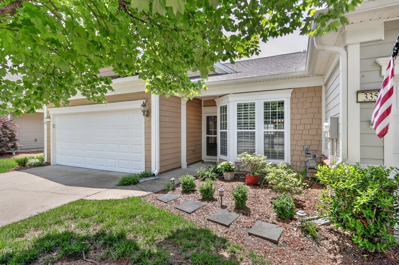 333 Blockade Ln, Mount Juliet, TN 37122