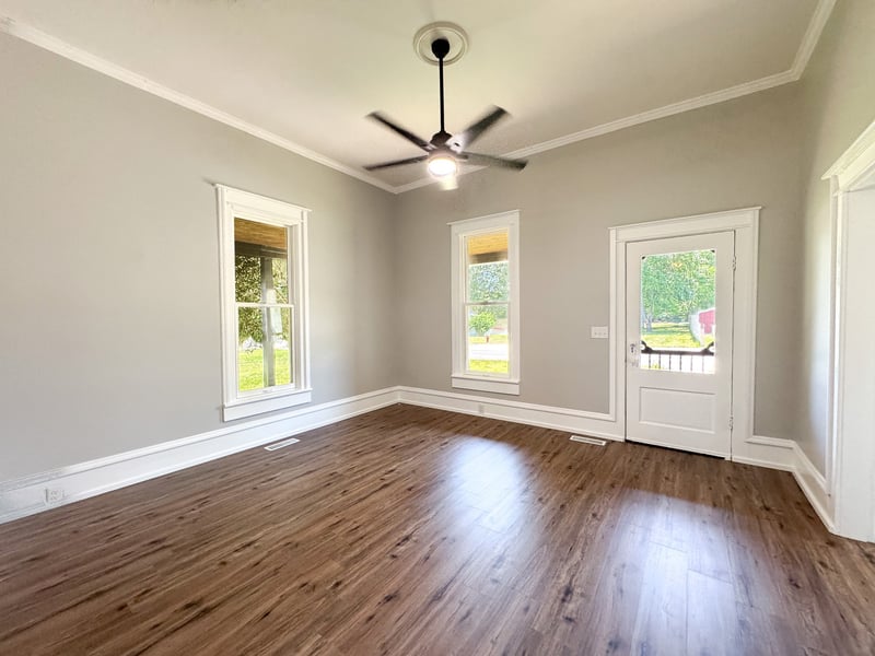 203 College St, Portland, TN 37148