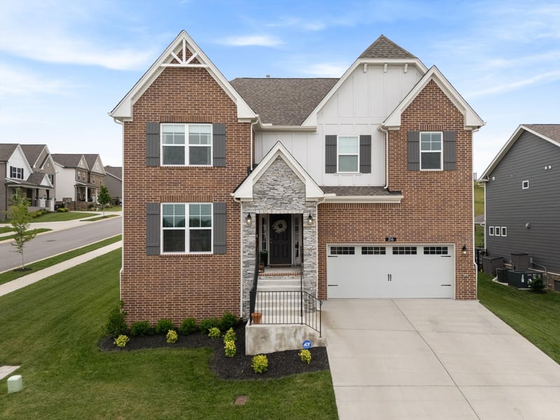 216 John T Alexander Blvd, Hendersonville, TN 37075